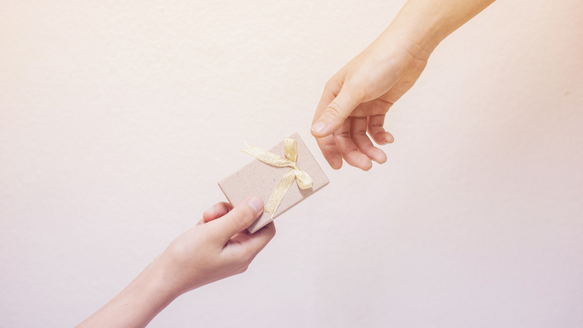 Giving Thanks, Giving Back: How Charitable Contributions Can Benefit You at Tax Time